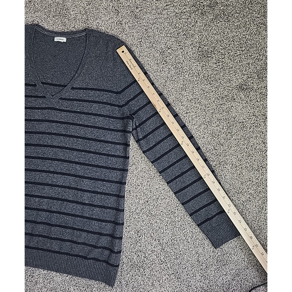 L.L.Bean 100% Cashmere V-Neck Sweater Men M Charcoal Gray Stripe Classic Office - Picture 7 of 12